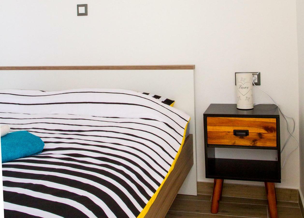 Apartment Punta เซเกต วรันยีชา ภายนอก รูปภาพ