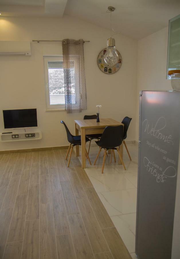 Apartment Punta เซเกต วรันยีชา ภายนอก รูปภาพ